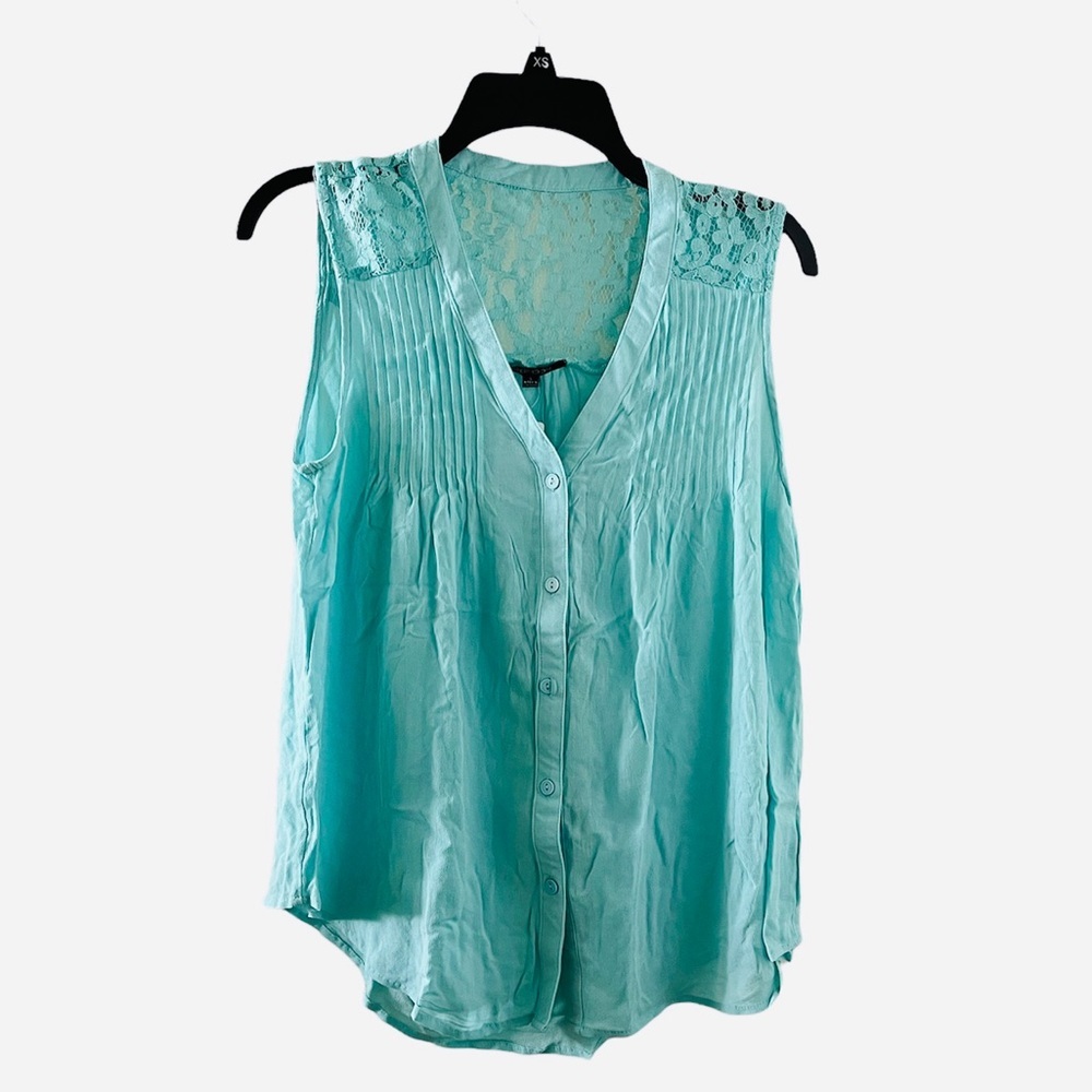 Papermoon by Windsor Fashions Mint Laced Button Up Sleeveless Blouse